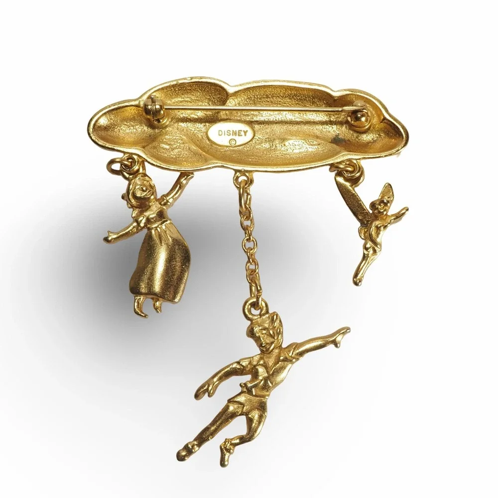 Disney Peter Pan Brooch Pin Womens OS Gold‎ Plated Wendy Tinkerbell Cloud Dangle